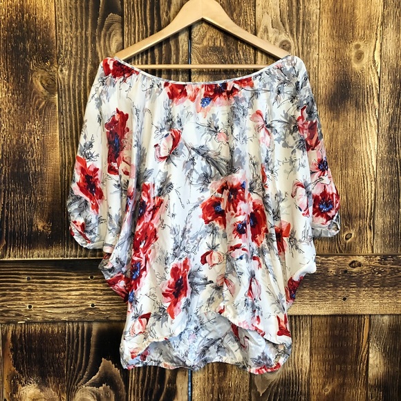 CAbi Tops - CAbi - Flowy Floral Gypsy Dolman Blouse - Medium